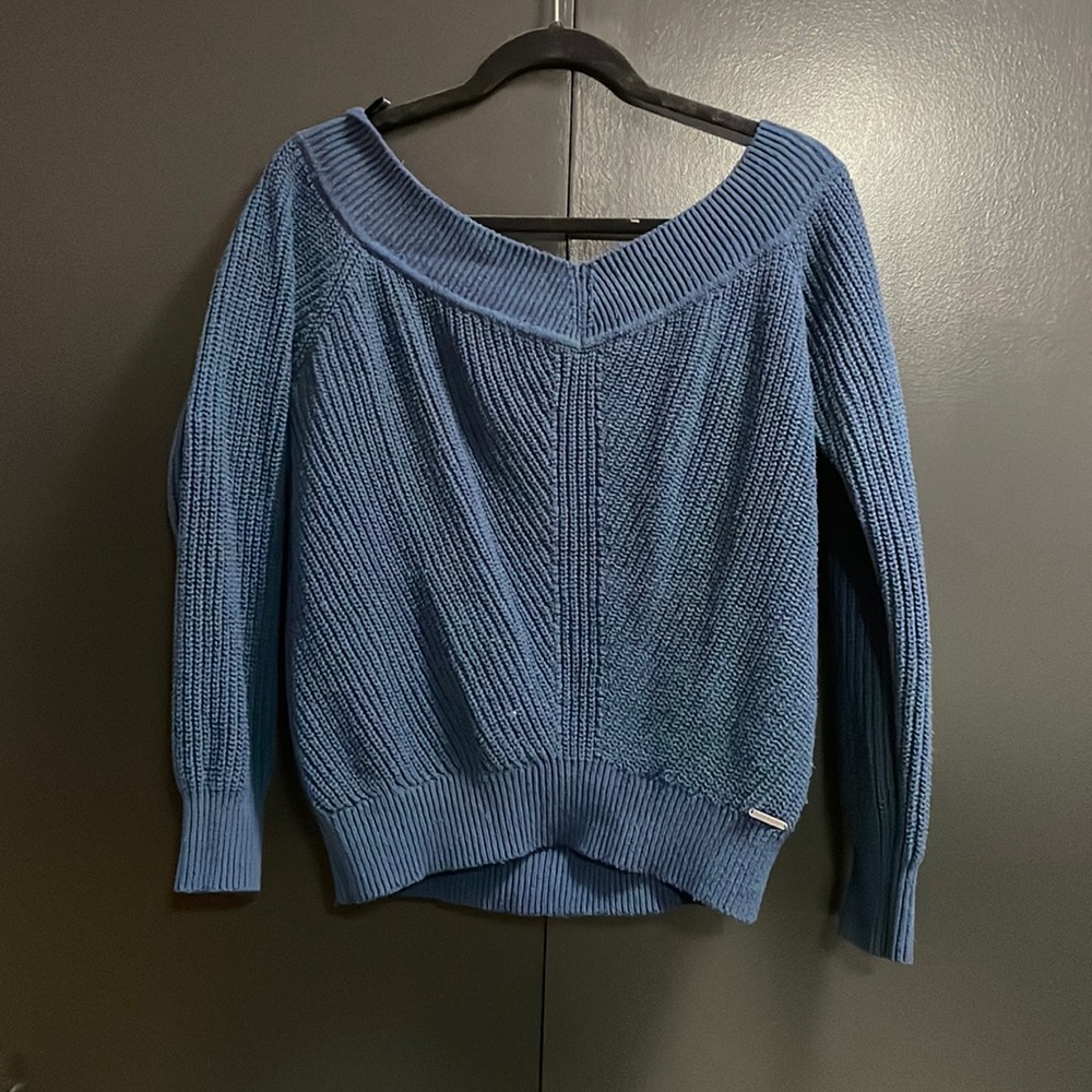 Navy Blue Abercrombie Off the Shoulder Sweater Size L